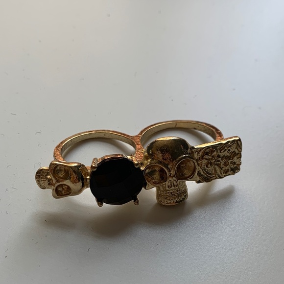 💀SKULL RING💀 - Picture 2 of 3